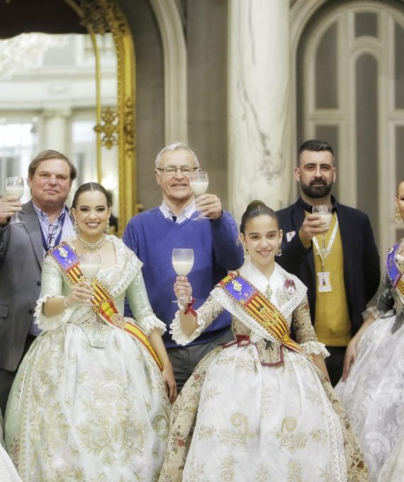 Joan Ribó: «Les falles han començat amb molta força»